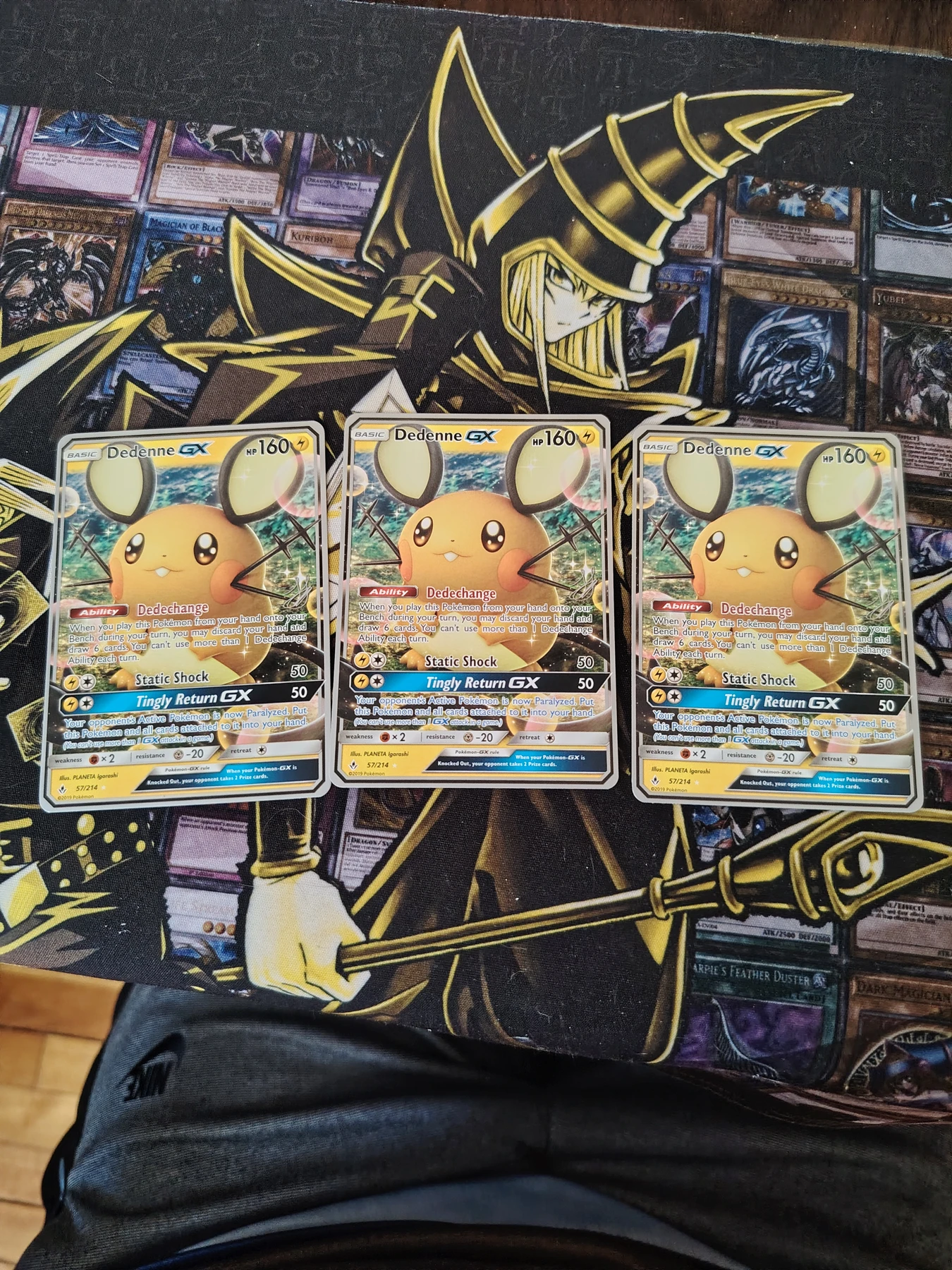 Foto real de Dedenne GX