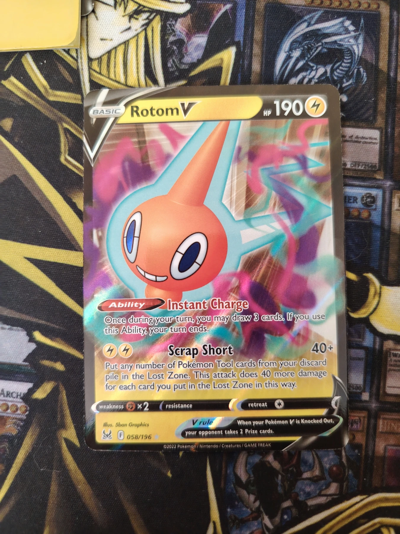 Foto real de Rotom V
