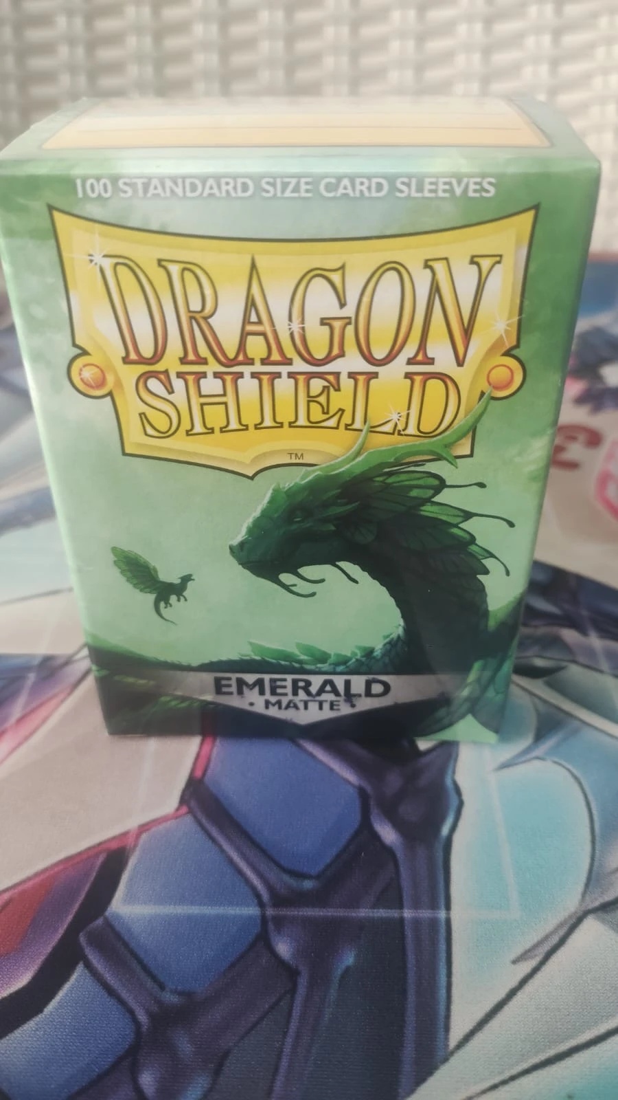 Forros Dragon Shield Standard Sleeves Matte - Emerald 100ct.