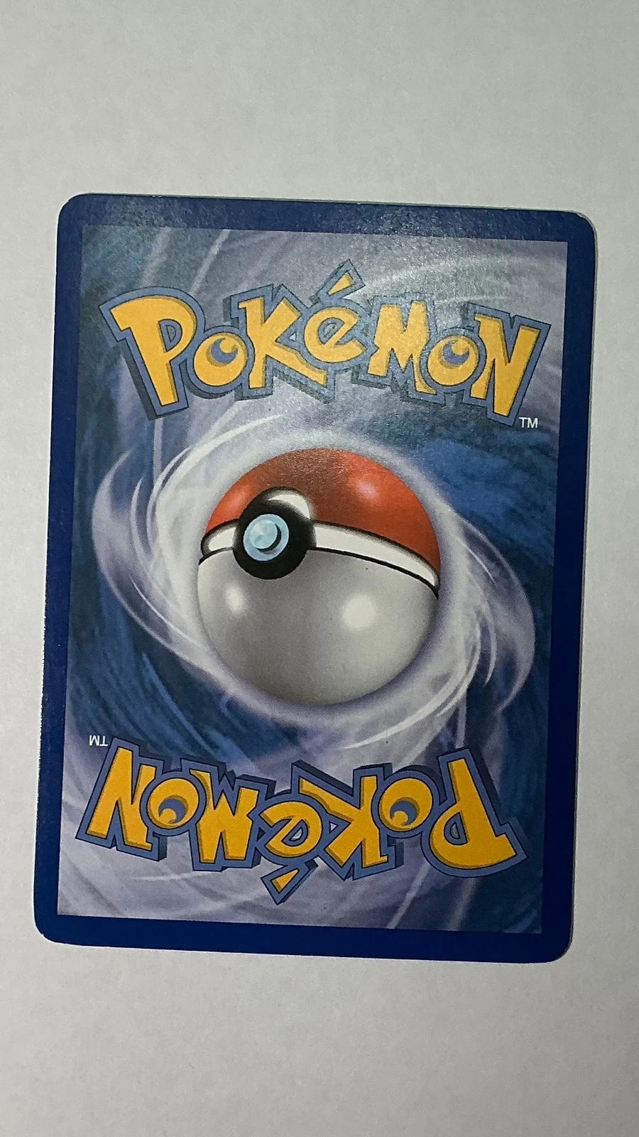 Foto real de Reshiram