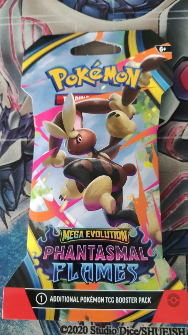 Sleeved Pack Phantasmal Flames