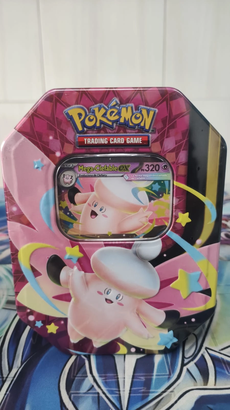 Tin Mega Clefable EX (Español)