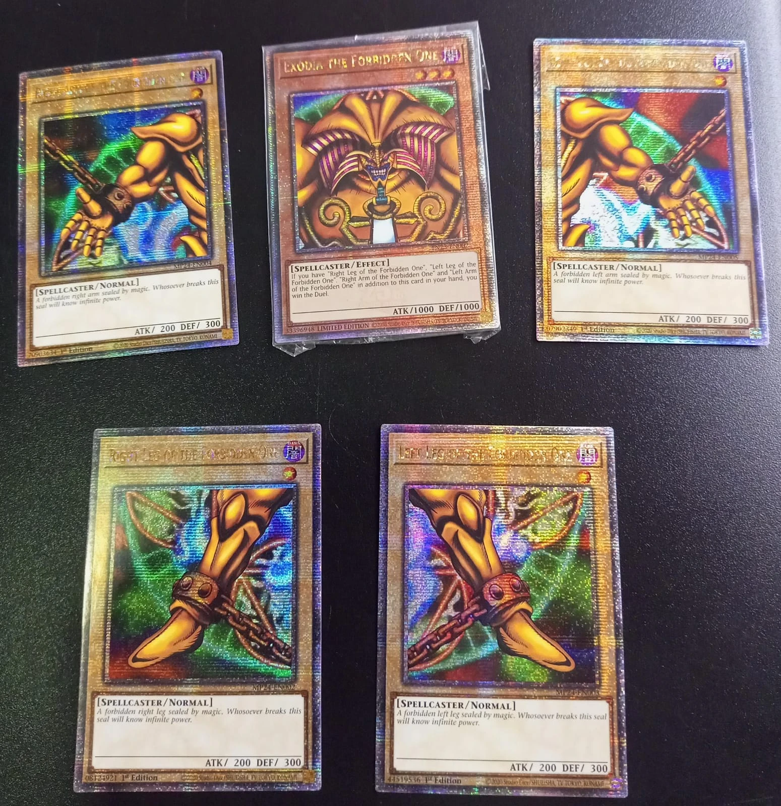 Foto real de Exodia the Forbidden One